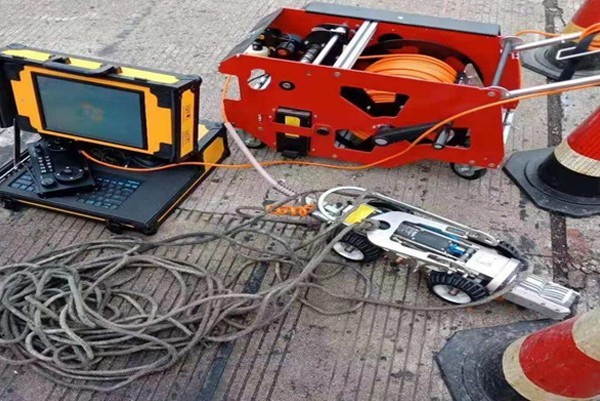 安康CCTV管道检测机器人